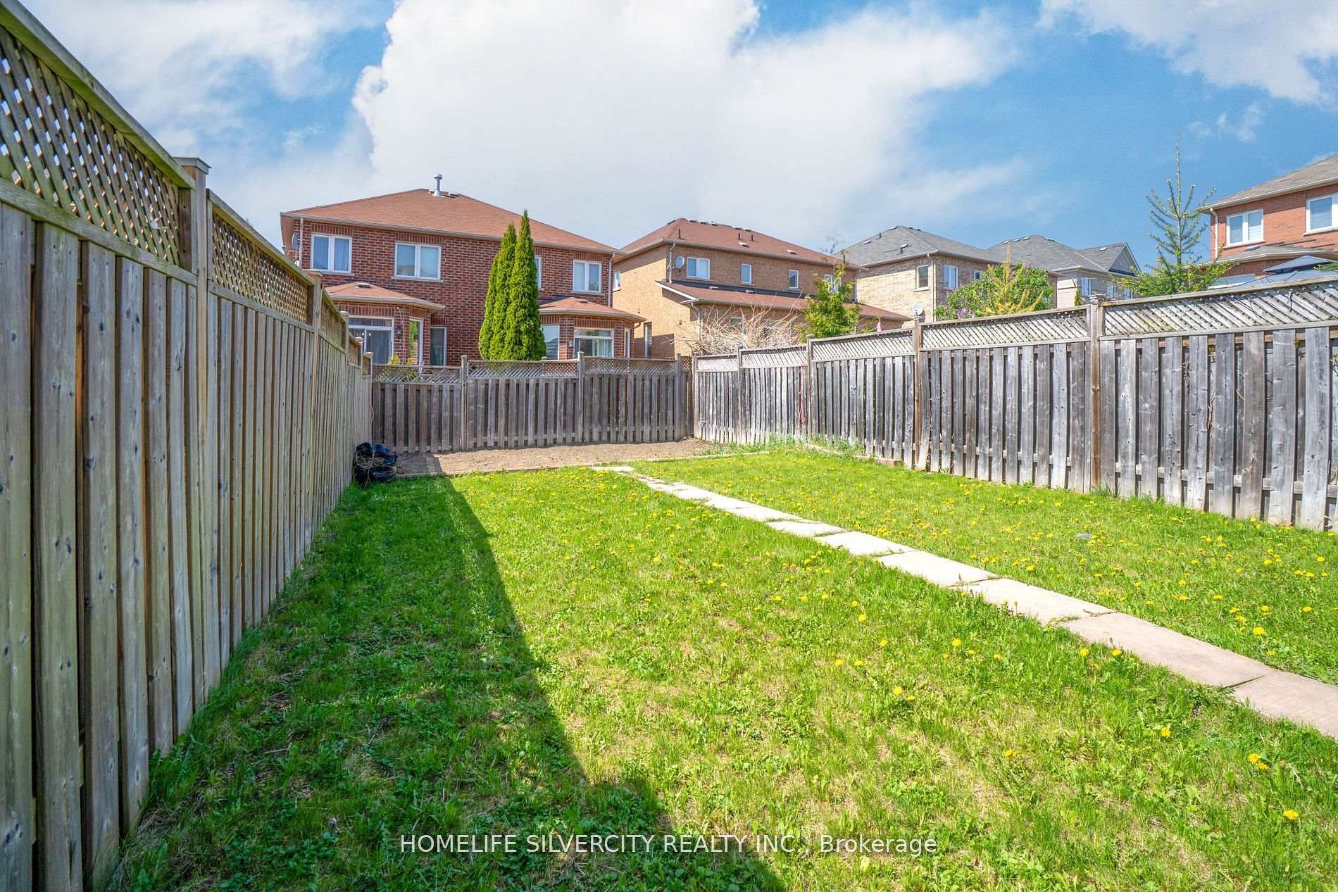 Photo 32 of 10 Rainy Dale Road, Brampton, Madoc — HOMEH