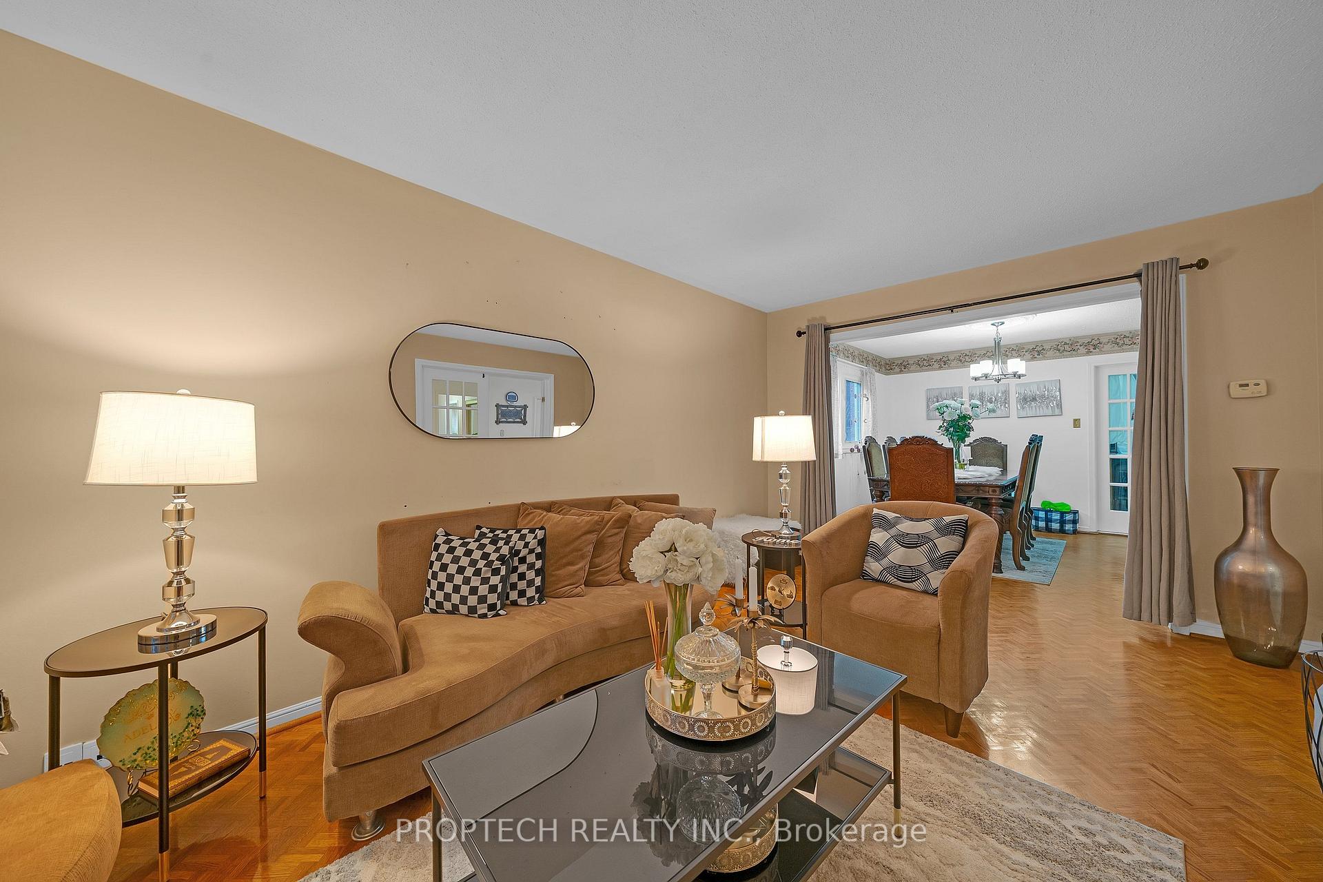 Photo 8 of 245 Fincham Avenue, Markham, Markham Village — HOMEH