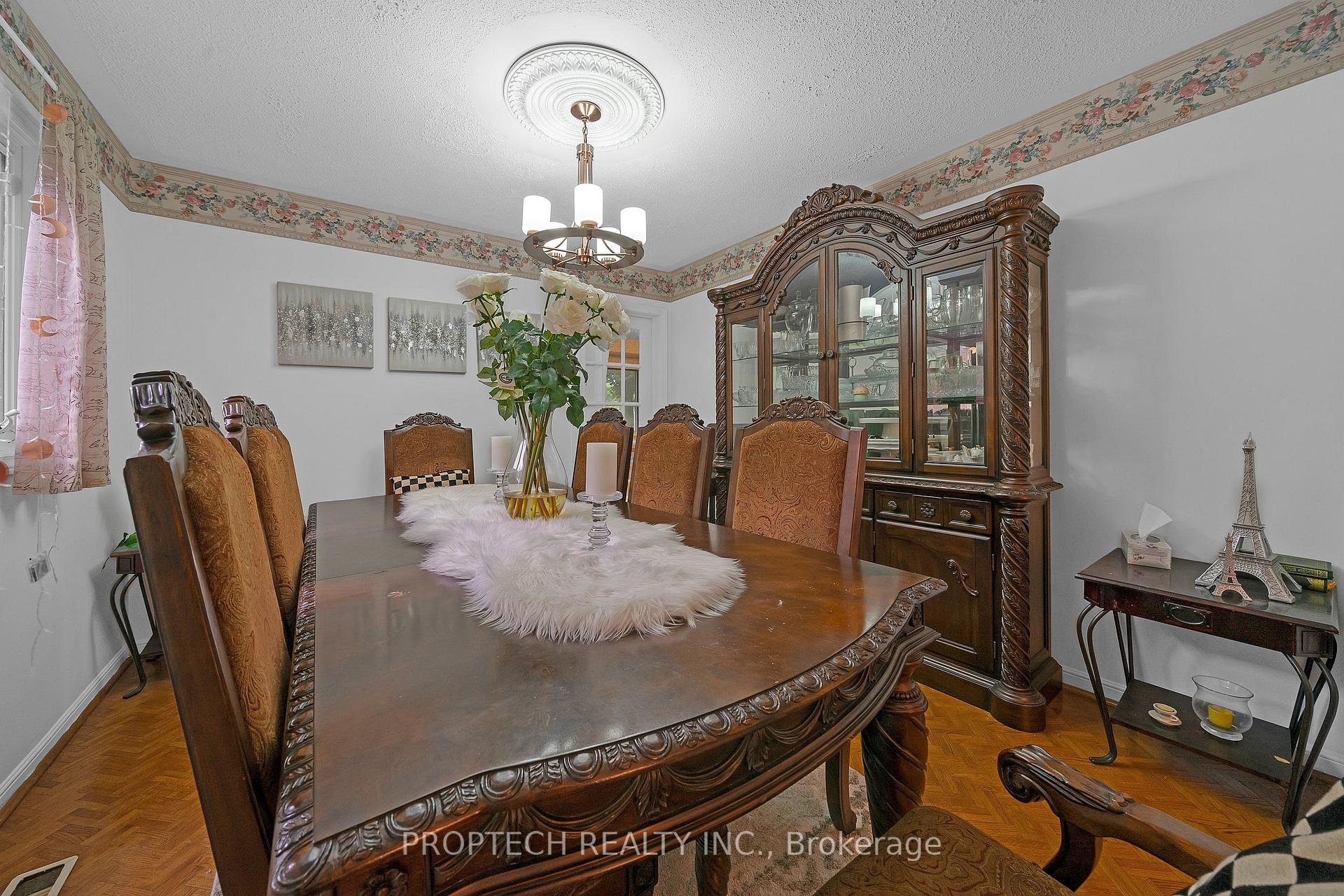 Photo 11 of 245 Fincham Avenue, Markham, Markham Village — HOMEH