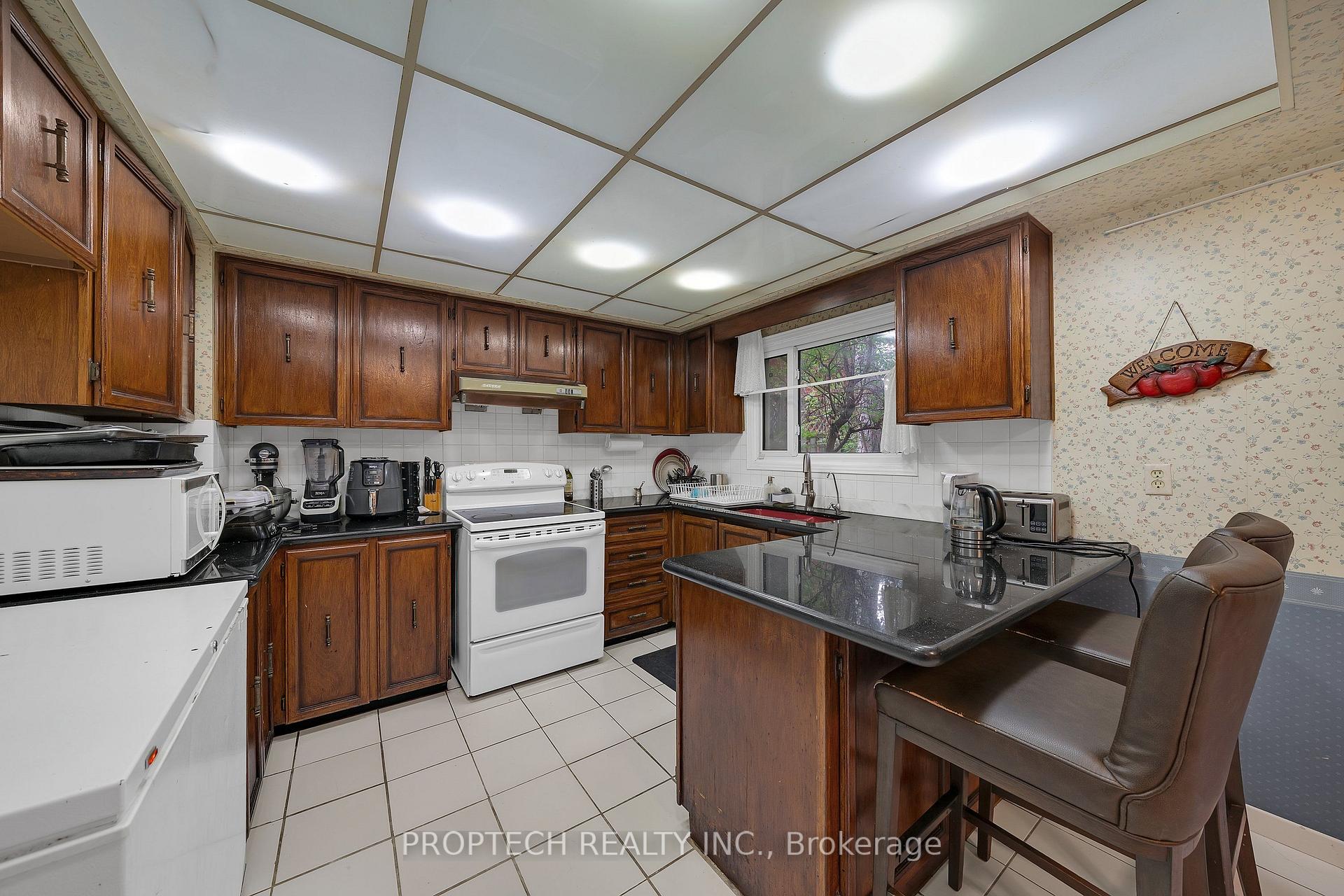 Photo 21 of 245 Fincham Avenue, Markham, Markham Village — HOMEH