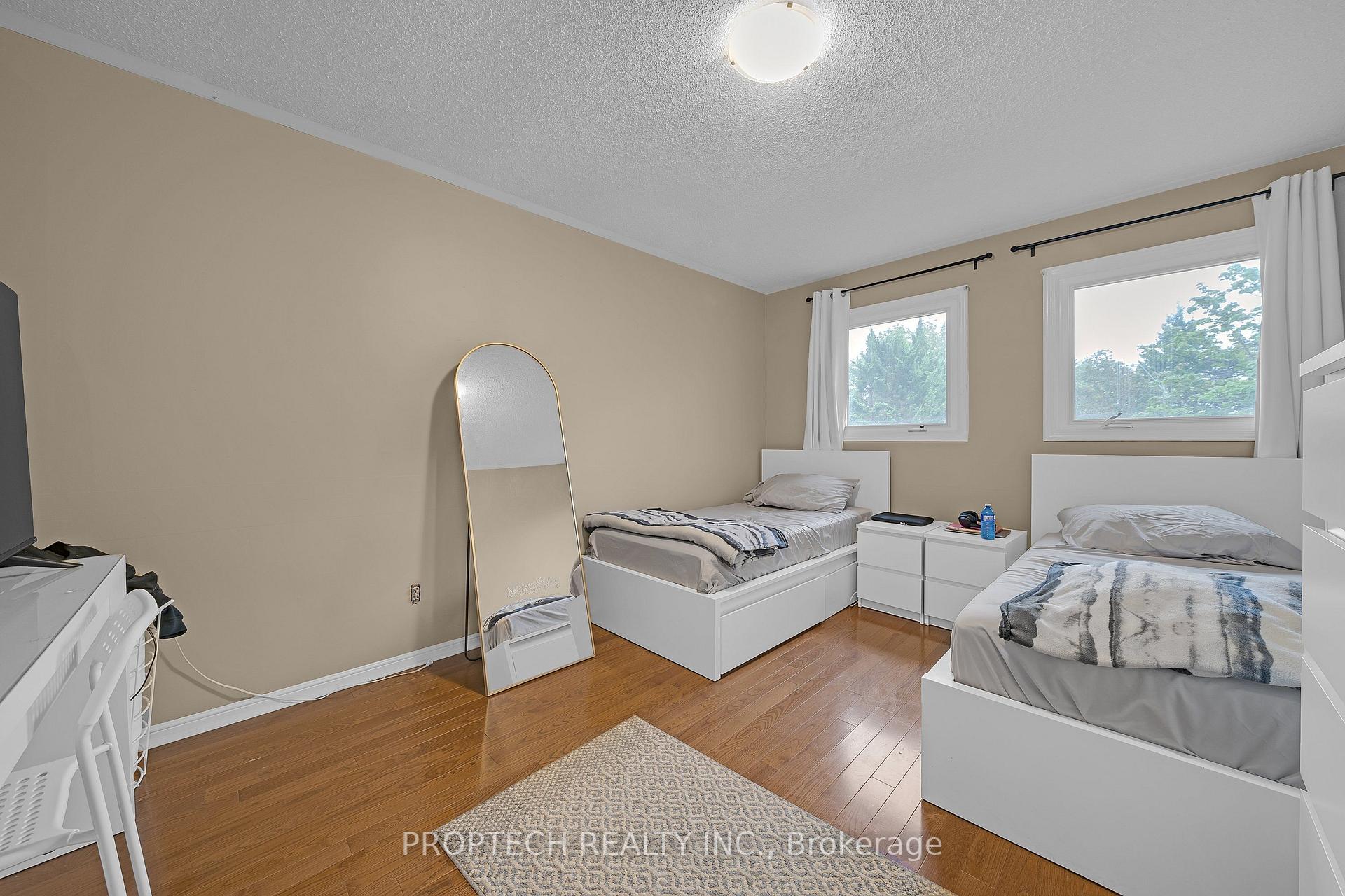 Photo 37 of 245 Fincham Avenue, Markham, Markham Village — HOMEH