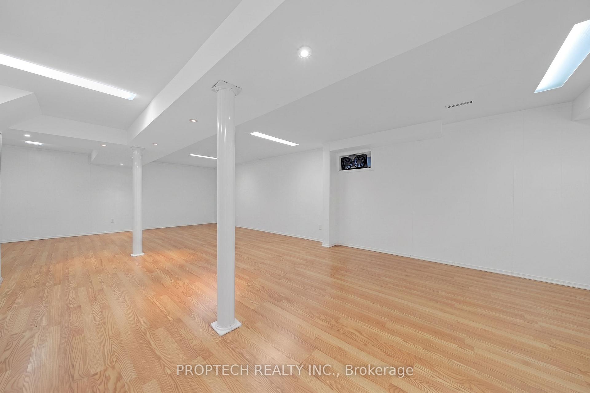 Photo 44 of 245 Fincham Avenue, Markham, Markham Village — HOMEH