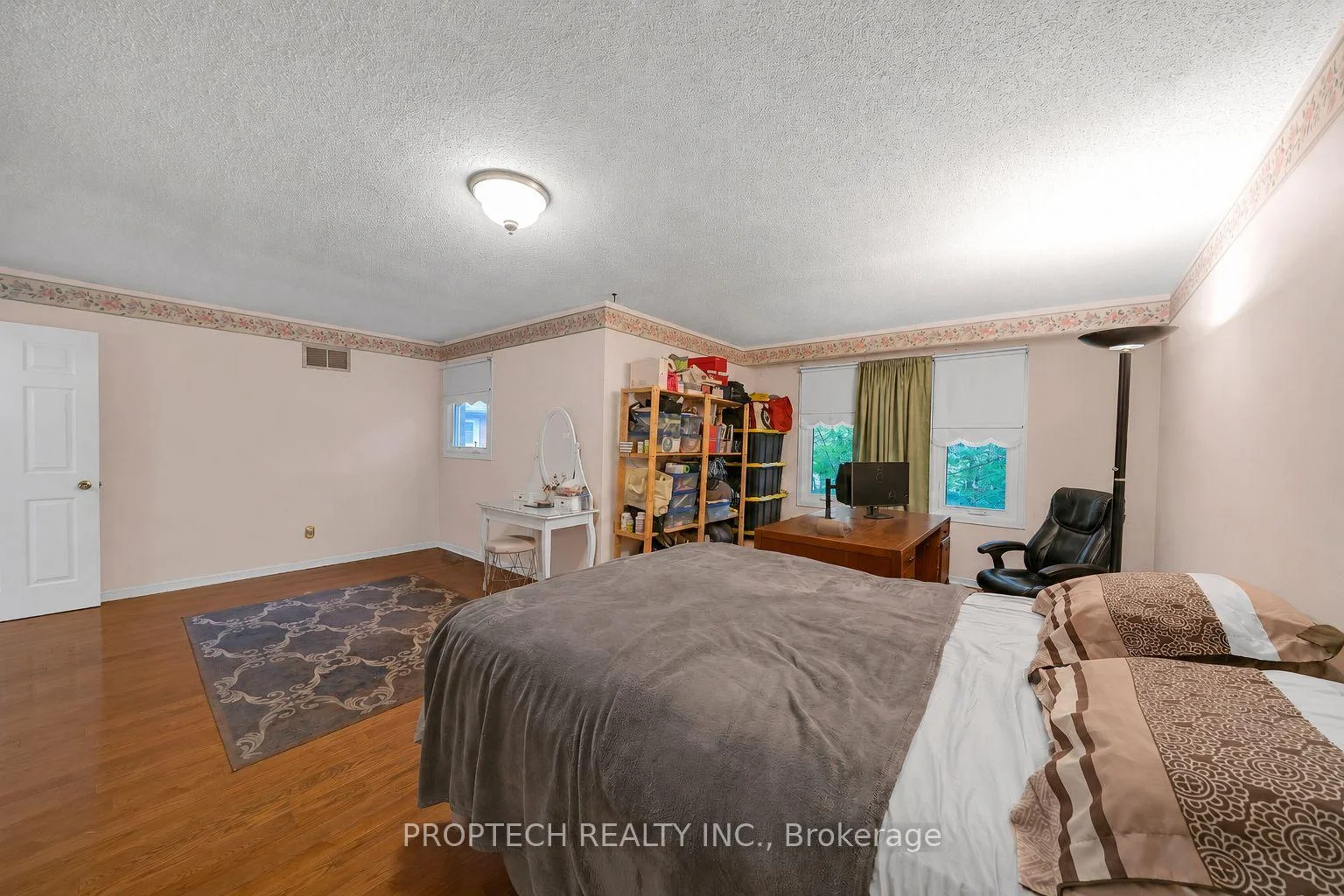 Photo 31 of 245 Fincham Avenue, Markham, Markham Village — HOMEH