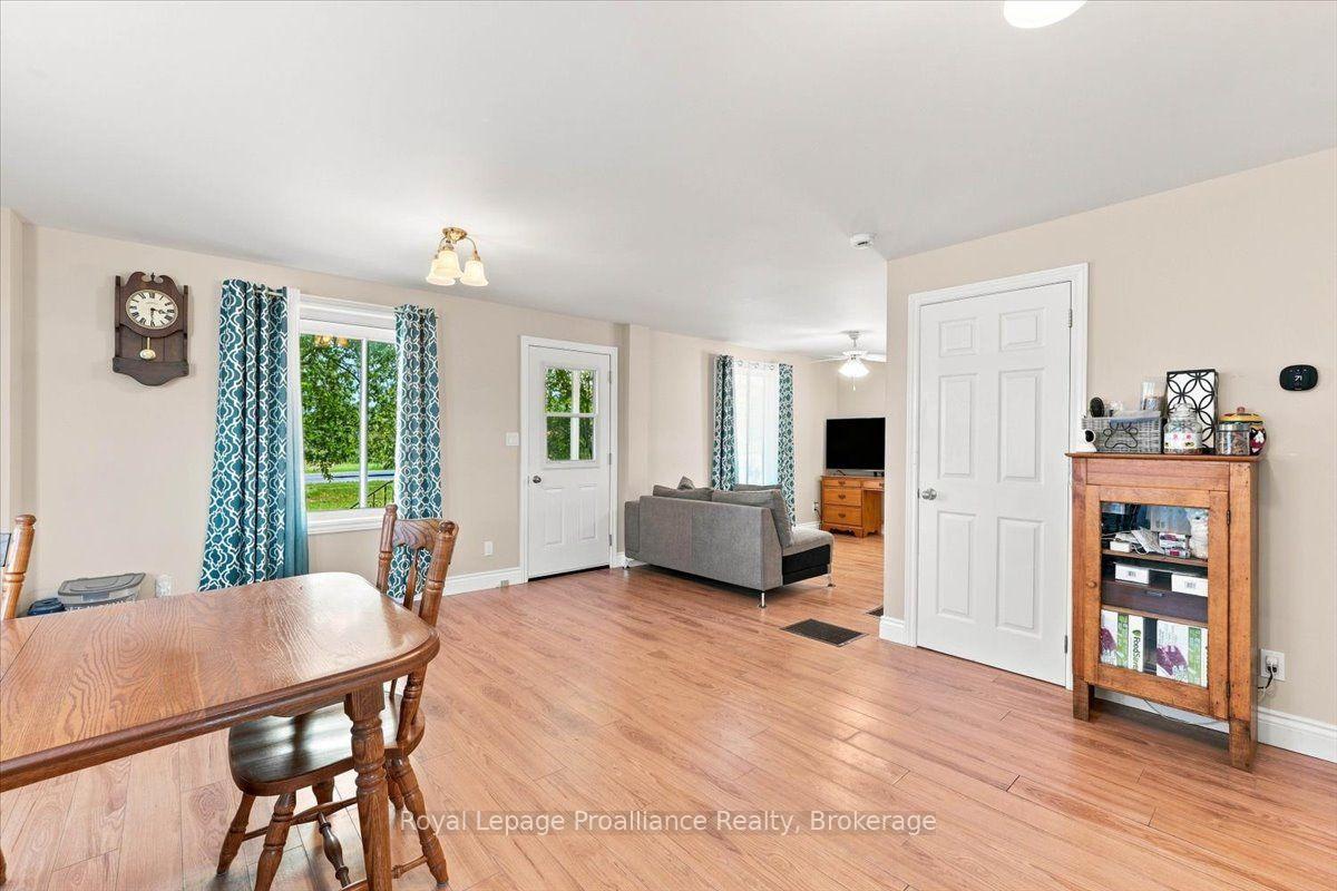 Photo 11 of 611 County Rd 15, Prince Edward County, Sophiasburg Ward — HOMEH