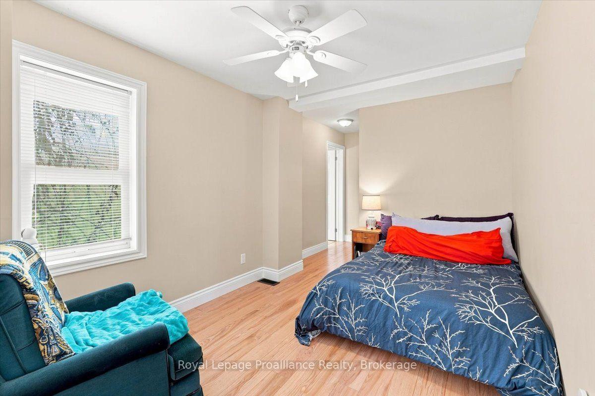 Photo 16 of 611 County Rd 15, Prince Edward County, Sophiasburg Ward — HOMEH