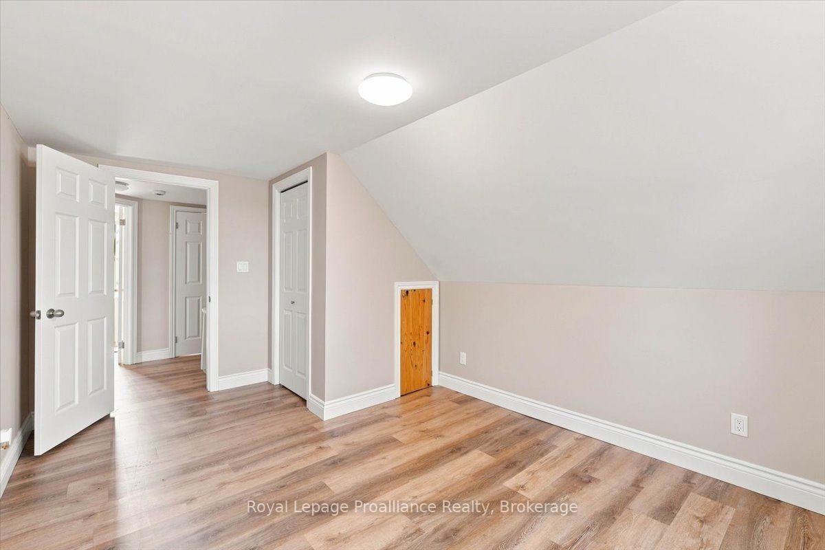 Photo 21 of 611 County Rd 15, Prince Edward County, Sophiasburg Ward — HOMEH