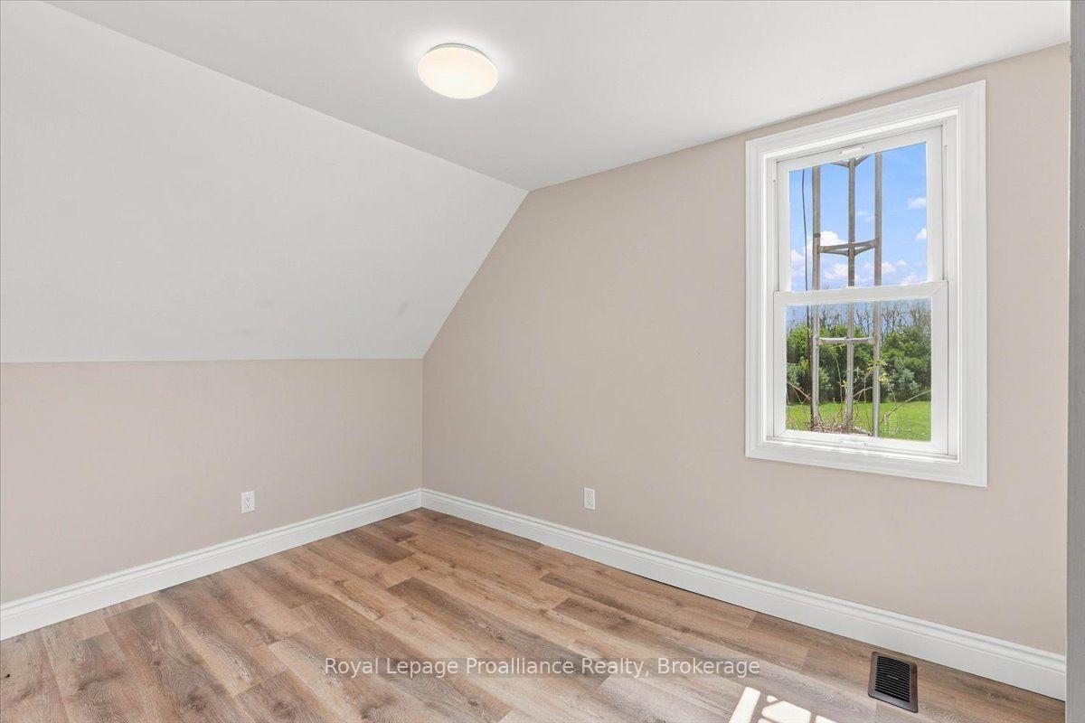 Photo 24 of 611 County Rd 15, Prince Edward County, Sophiasburg Ward — HOMEH