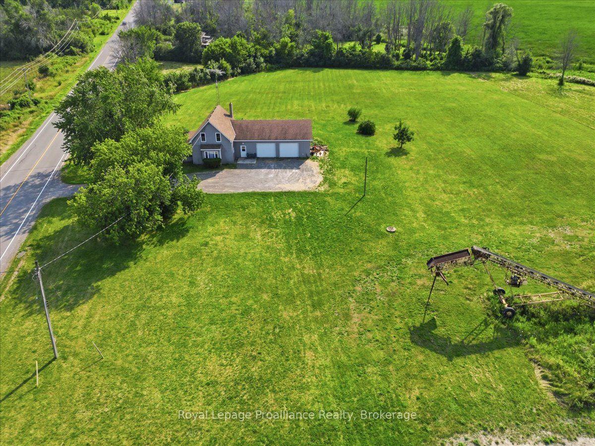 Photo 30 of 611 County Rd 15, Prince Edward County, Sophiasburg Ward — HOMEH