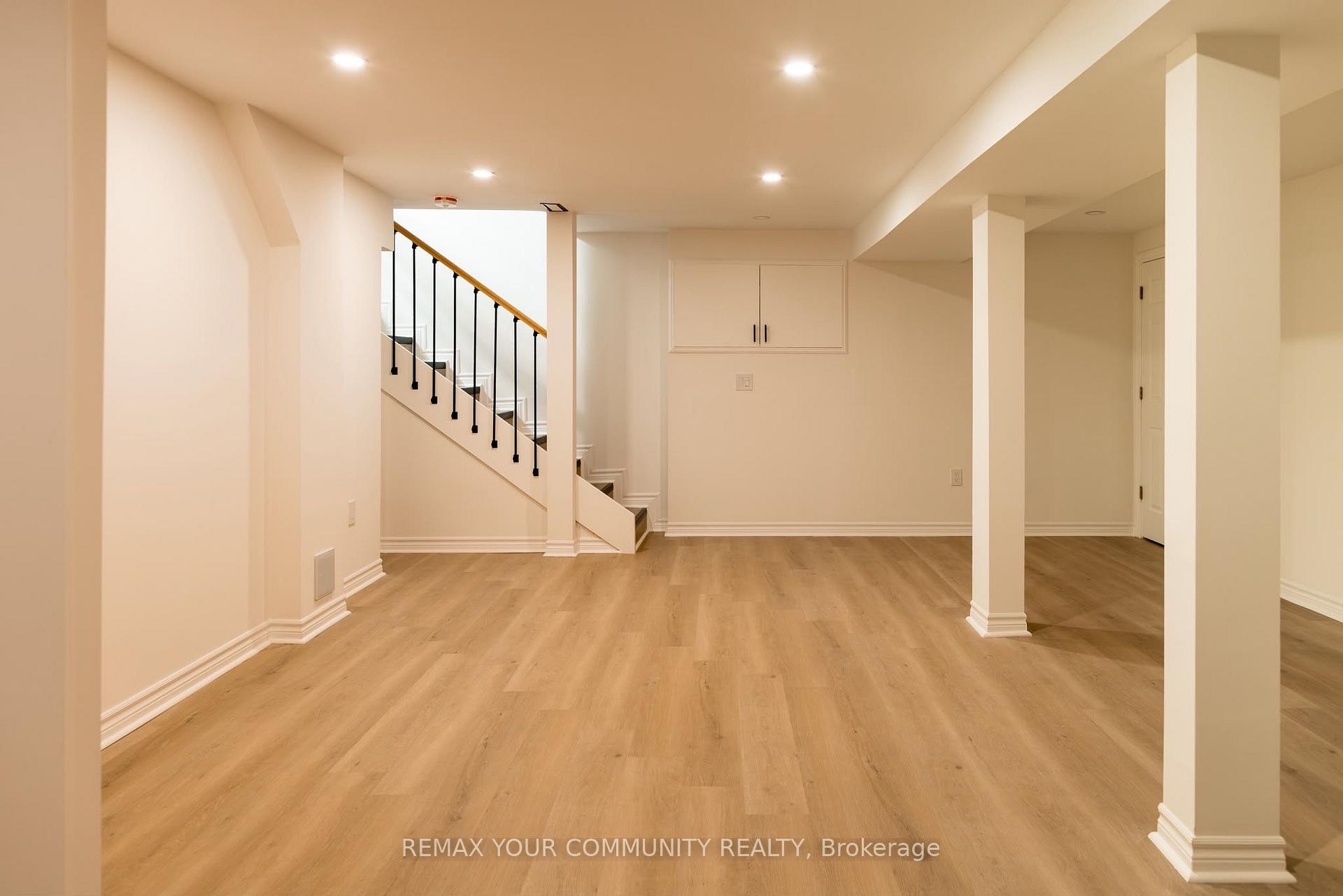 Photo 3 of 241 Orchards Heights Boulevard, Aurora, Aurora Heights — HOMEH