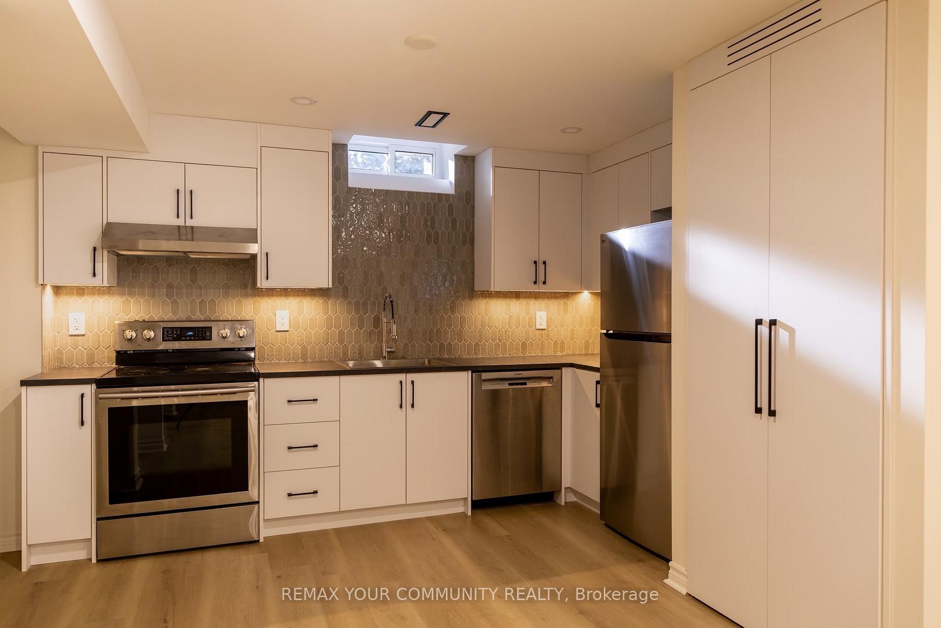 Photo 5 of 241 Orchards Heights Boulevard, Aurora, Aurora Heights — HOMEH