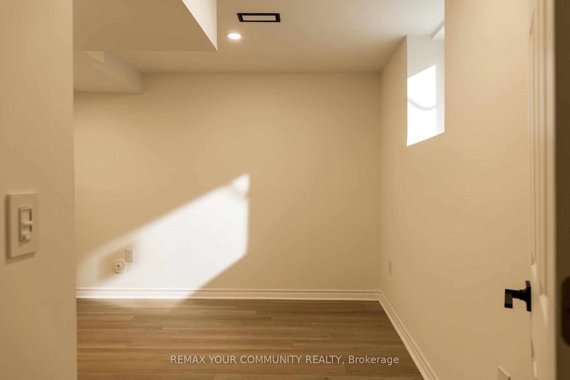 Photo 11 of 241 Orchards Heights Boulevard, Aurora, Aurora Heights — HOMEH
