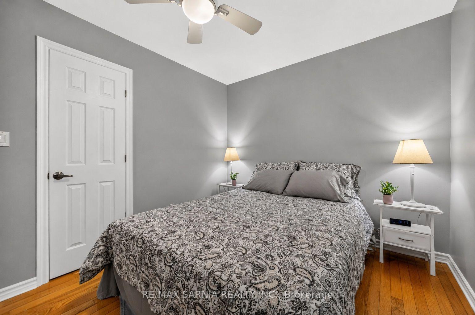 Photo 18 of 70 Turner Drive, Sarnia — HOMEH