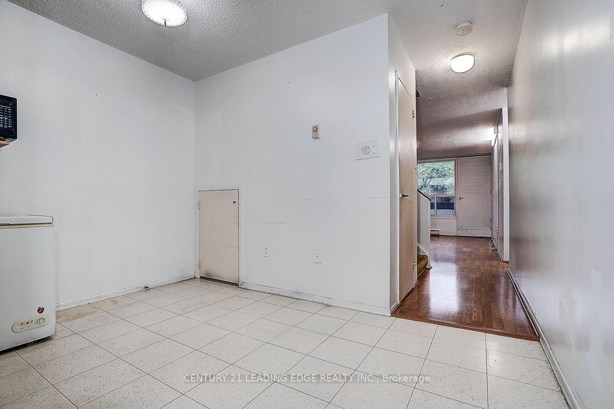 Photo 19 of Unit 207, 135 Leeward Glenway, Toronto, Flemingdon Park — HOMEH