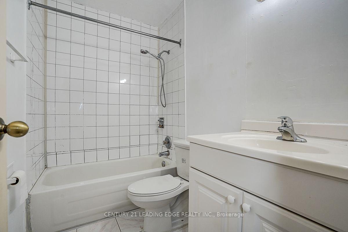 Photo 38 of Unit 207, 135 Leeward Glenway, Toronto, Flemingdon Park — HOMEH