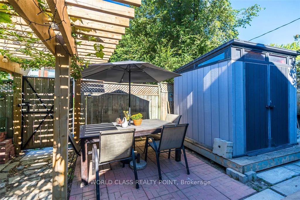 Photo 7 of 1 Mcintosh Street, Scarborough, Birchcliffe-Cliffside — HOMEH