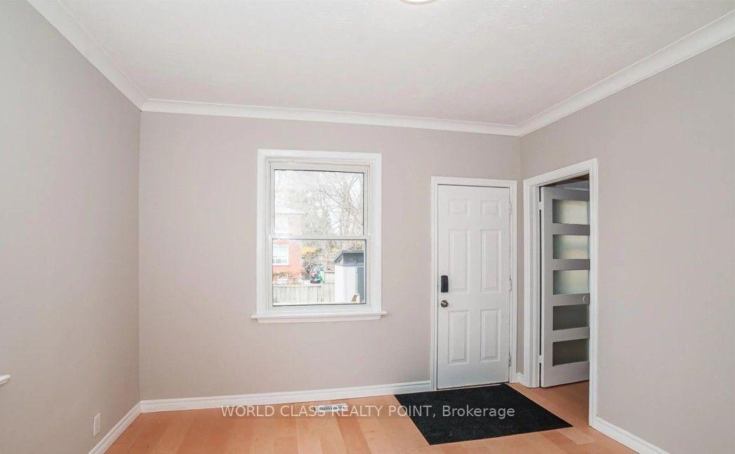 Photo 10 of 1 Mcintosh Street, Scarborough, Birchcliffe-Cliffside — HOMEH