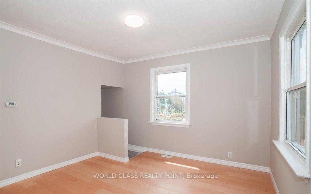 Photo 16 of 1 Mcintosh Street, Scarborough, Birchcliffe-Cliffside — HOMEH