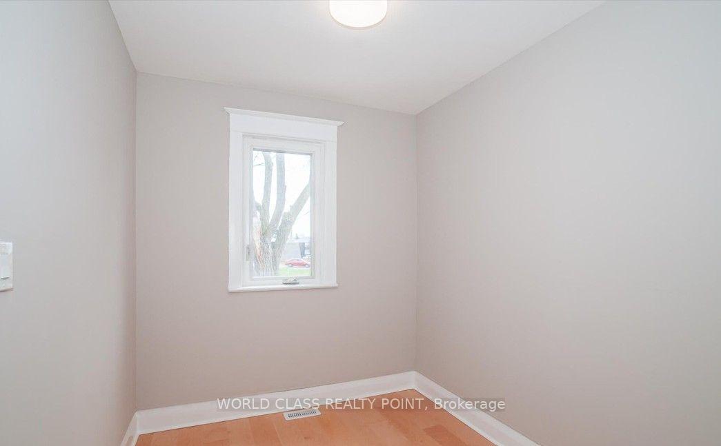 Photo 17 of 1 Mcintosh Street, Scarborough, Birchcliffe-Cliffside — HOMEH