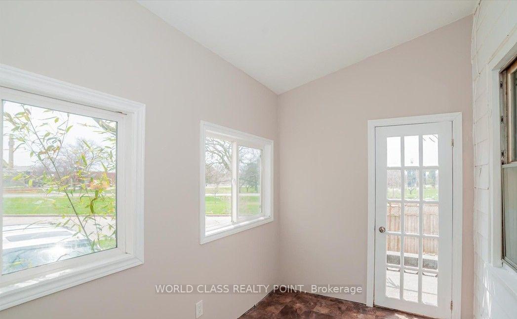 Photo 18 of 1 Mcintosh Street, Scarborough, Birchcliffe-Cliffside — HOMEH