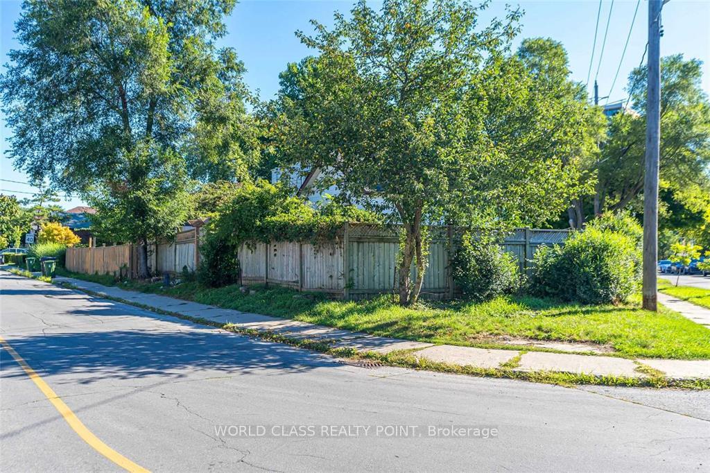 Photo 30 of 1 Mcintosh Street, Scarborough, Birchcliffe-Cliffside — HOMEH