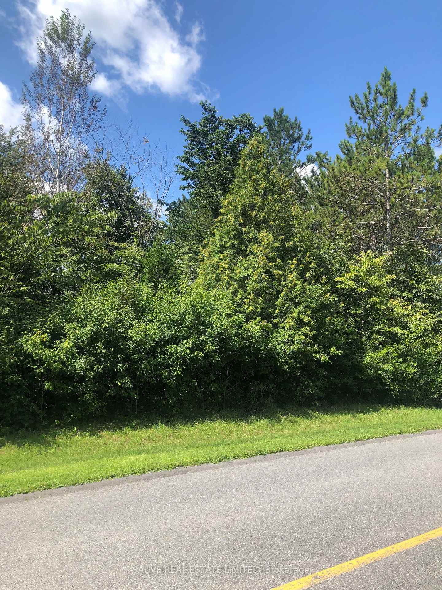 Photo 2 of 4658 Glen Roy Road, South Glengarry, South Glengarry (Charlottenburgh) Twp — HOMEH