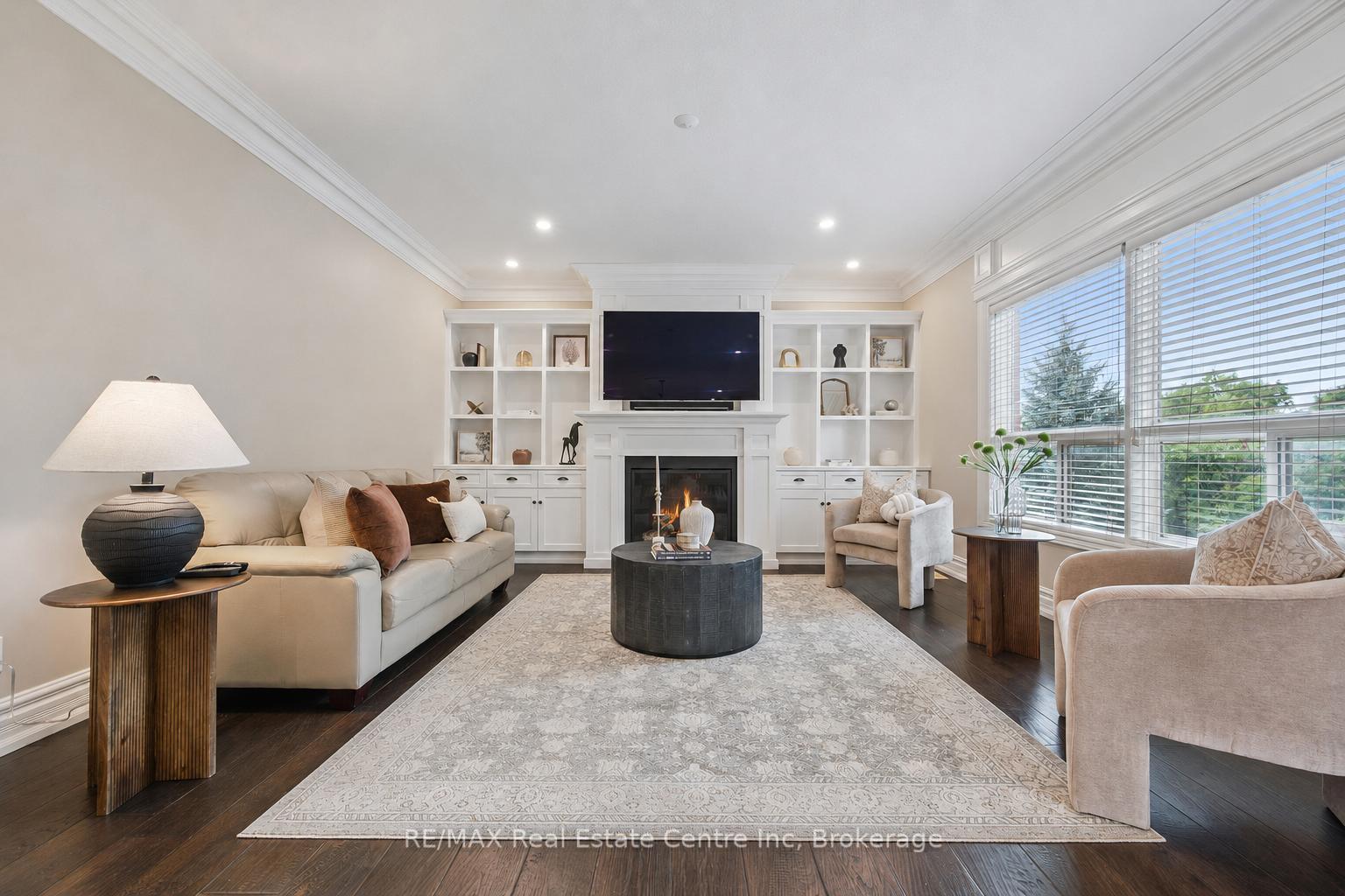 Photo 10 of 34 Whetstone Crescent, Guelph, Pineridge/Westminster Woods — HOMEH