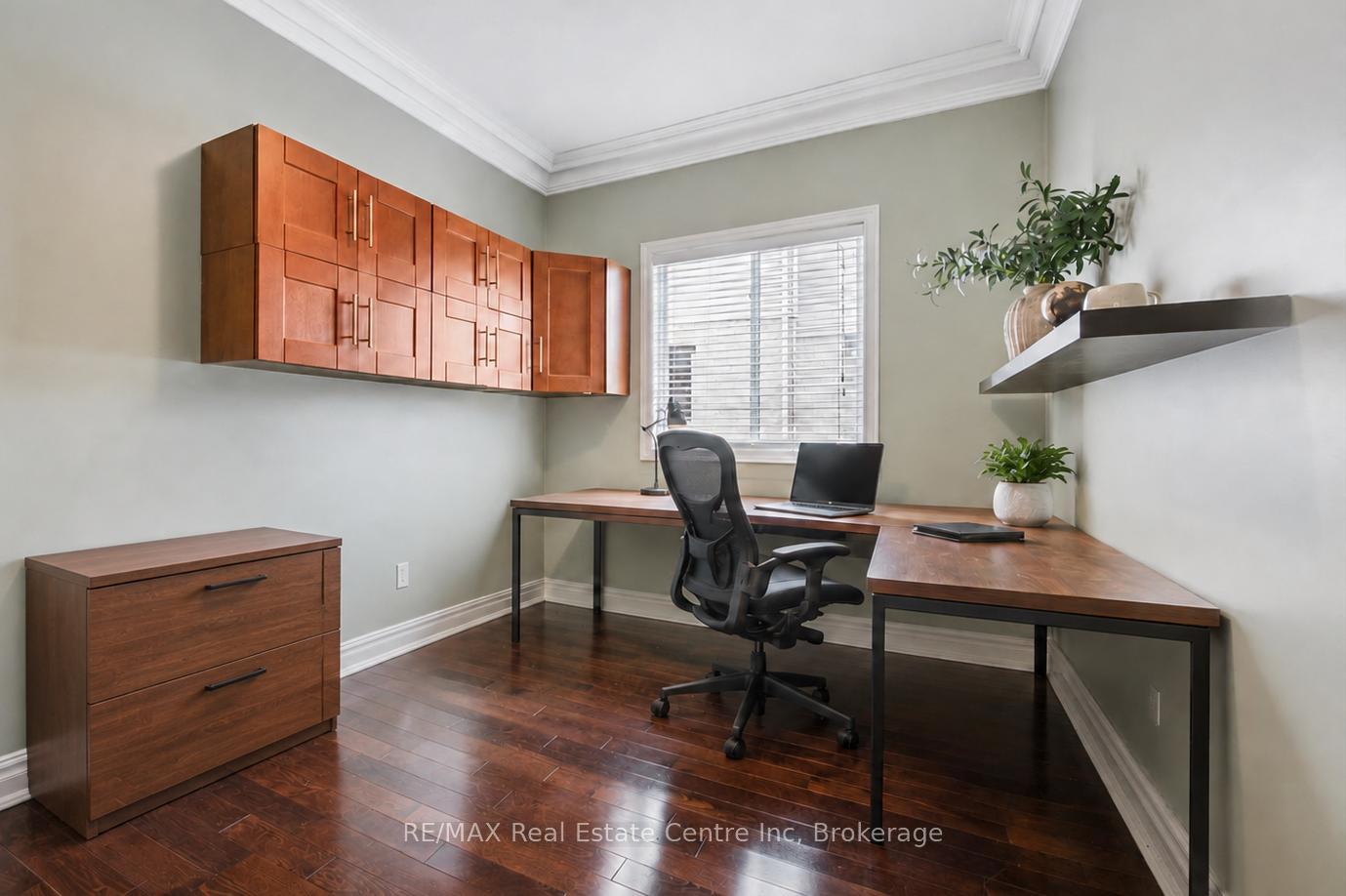 Photo 19 of 34 Whetstone Crescent, Guelph, Pineridge/Westminster Woods — HOMEH