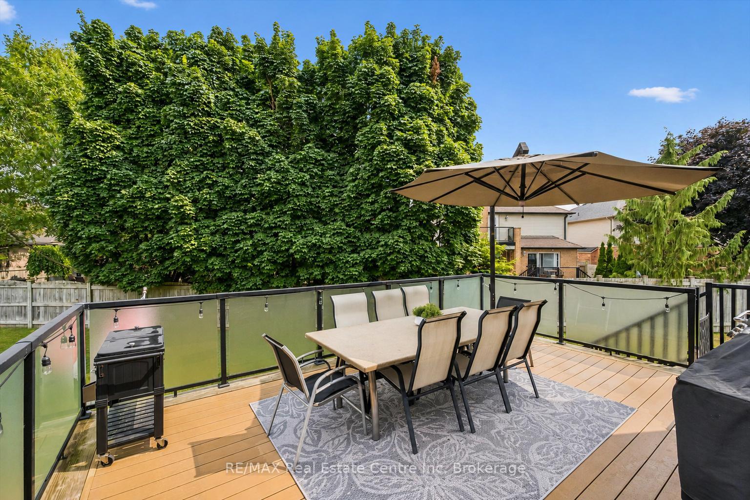 Photo 37 of 34 Whetstone Crescent, Guelph, Pineridge/Westminster Woods — HOMEH