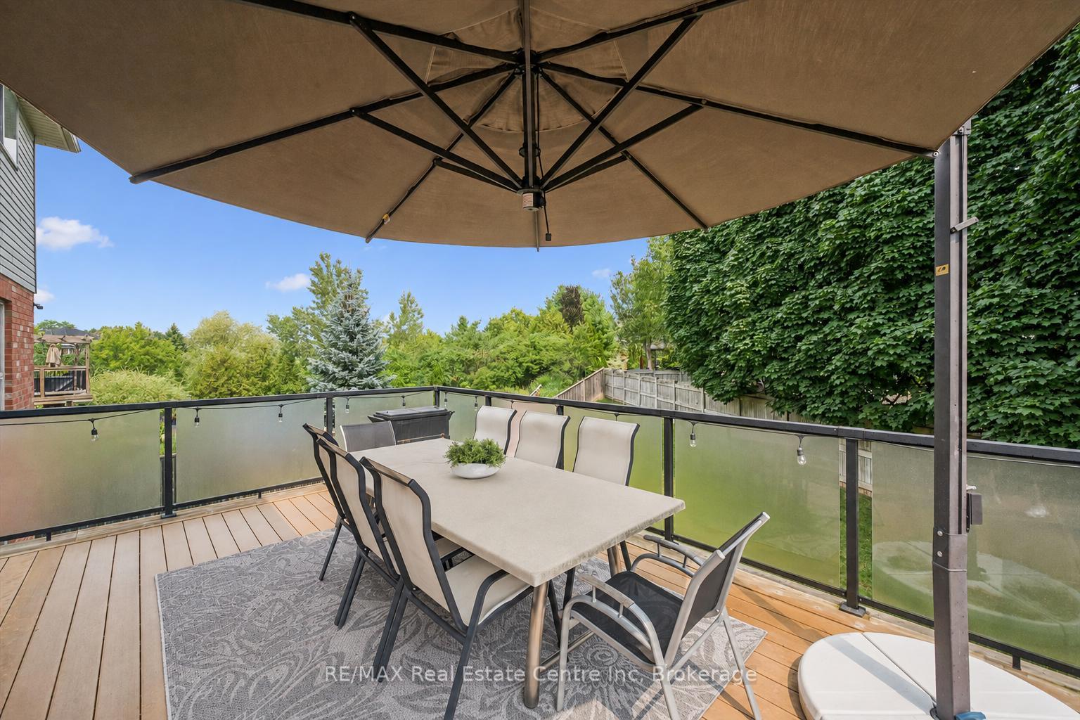 Photo 38 of 34 Whetstone Crescent, Guelph, Pineridge/Westminster Woods — HOMEH