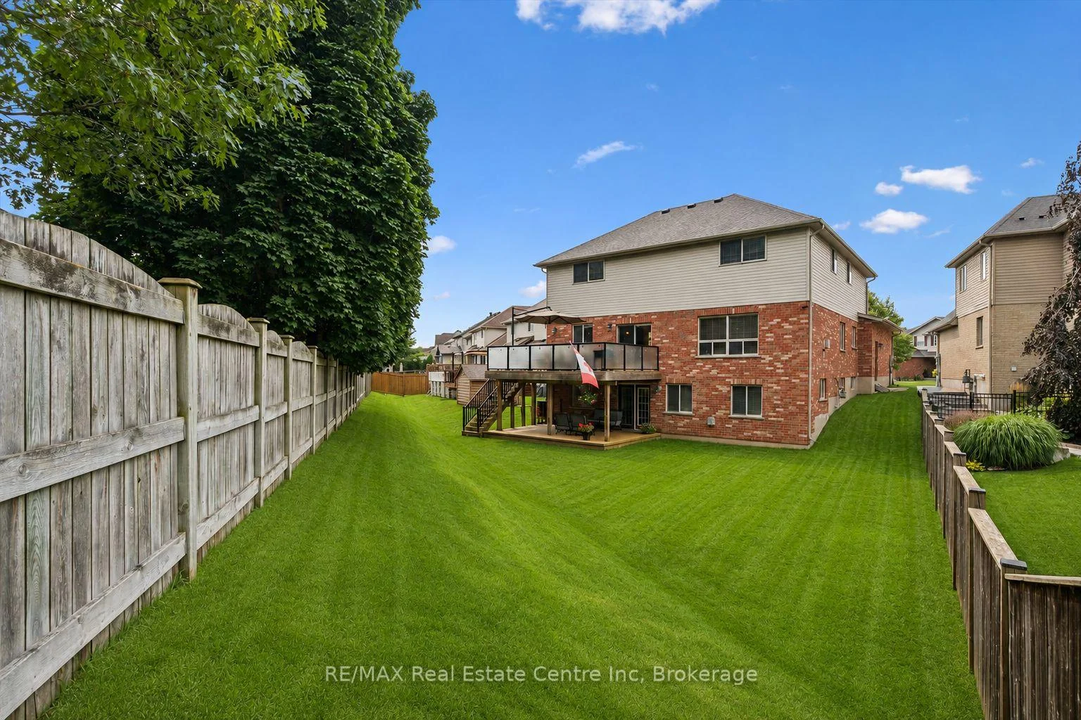Photo 40 of 34 Whetstone Crescent, Guelph, Pineridge/Westminster Woods — HOMEH