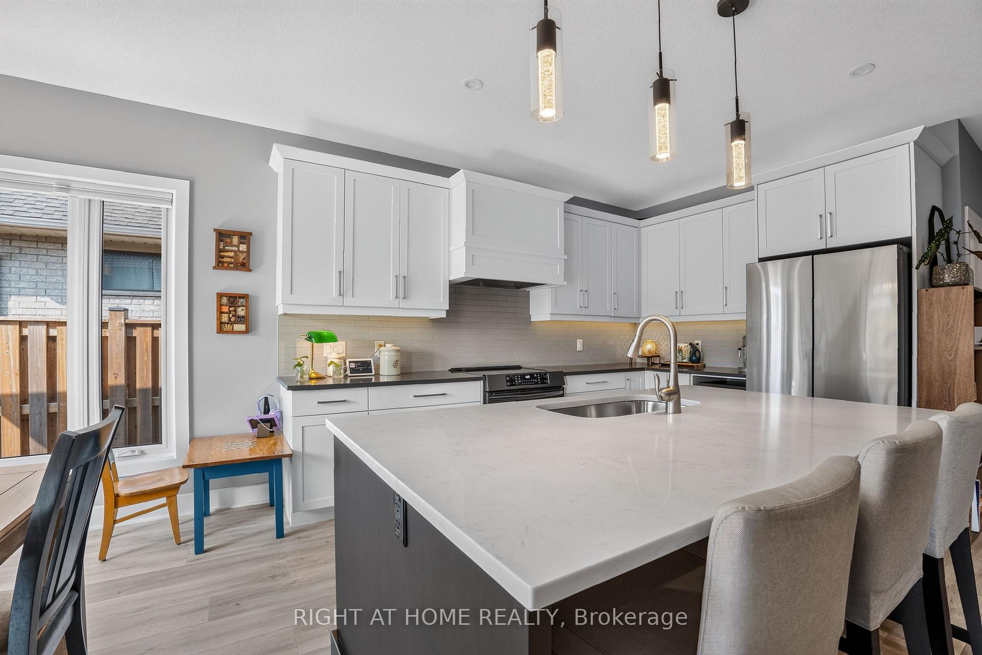 Photo 8 of 57 Talbot Grove Lane, Southwold, Talbotville — HOMEH