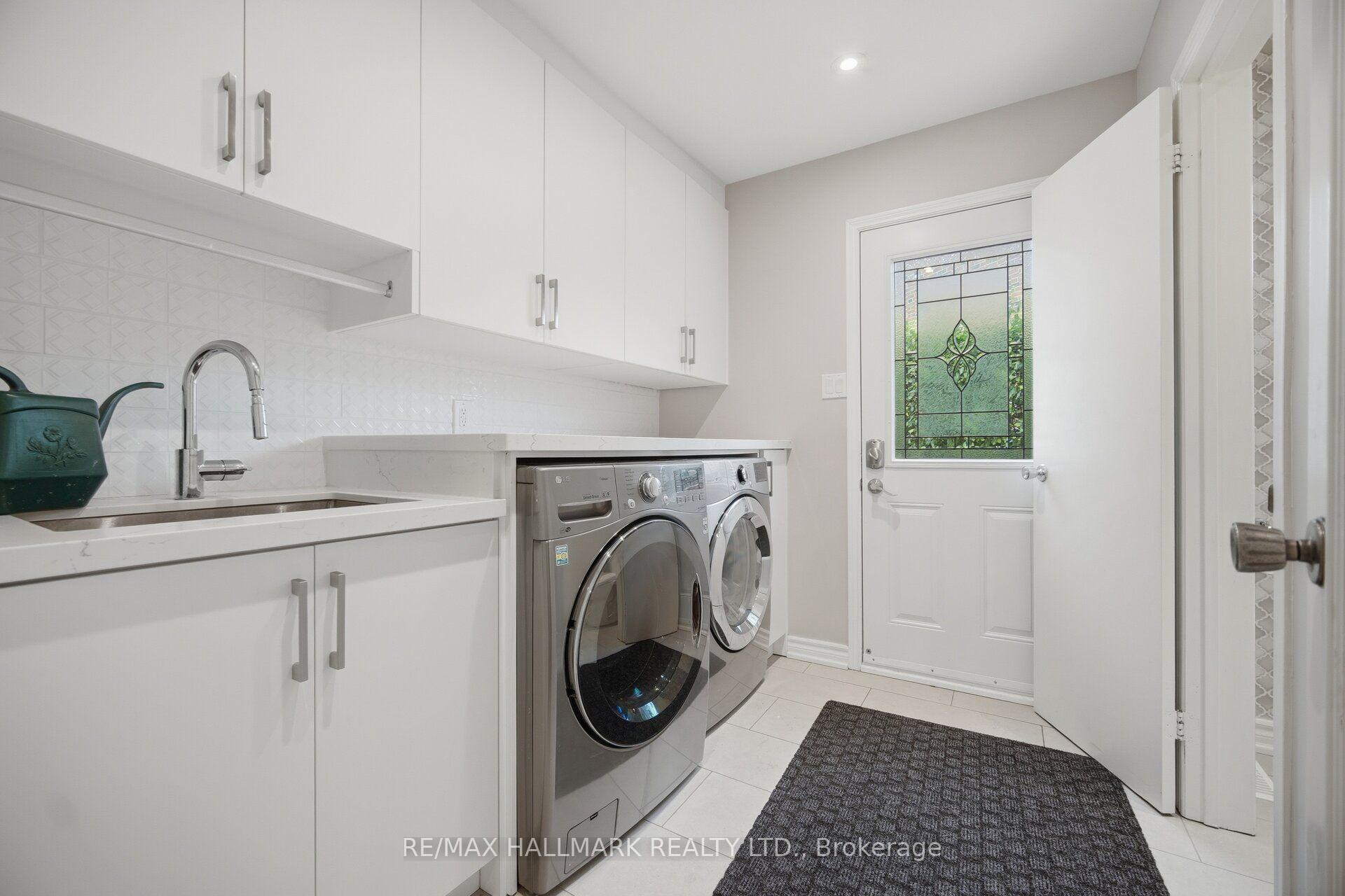 Photo 32 of 17 Wellesbourne Crescent, North York, Hillcrest Village — HOMEH