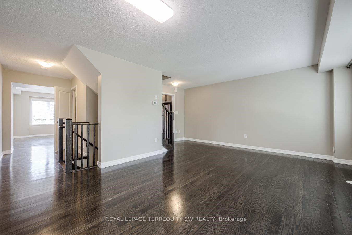 Photo 10 of 248 Ellen Davidson Drive, Oakville, Glenorchy — HOMEH