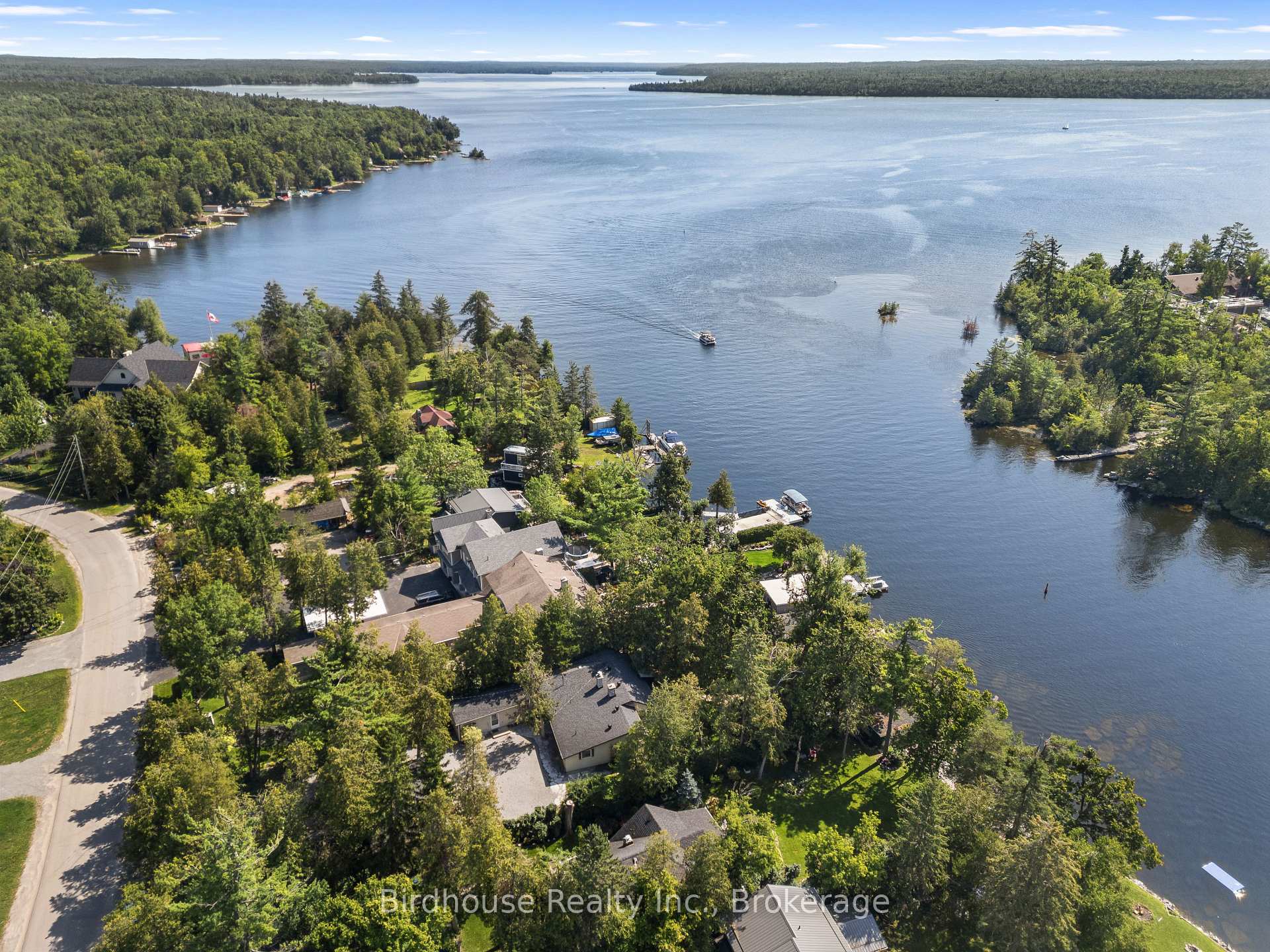Photo 14 of 99 Riverside Drive, Kawartha Lakes, Bobcaygeon — HOMEH