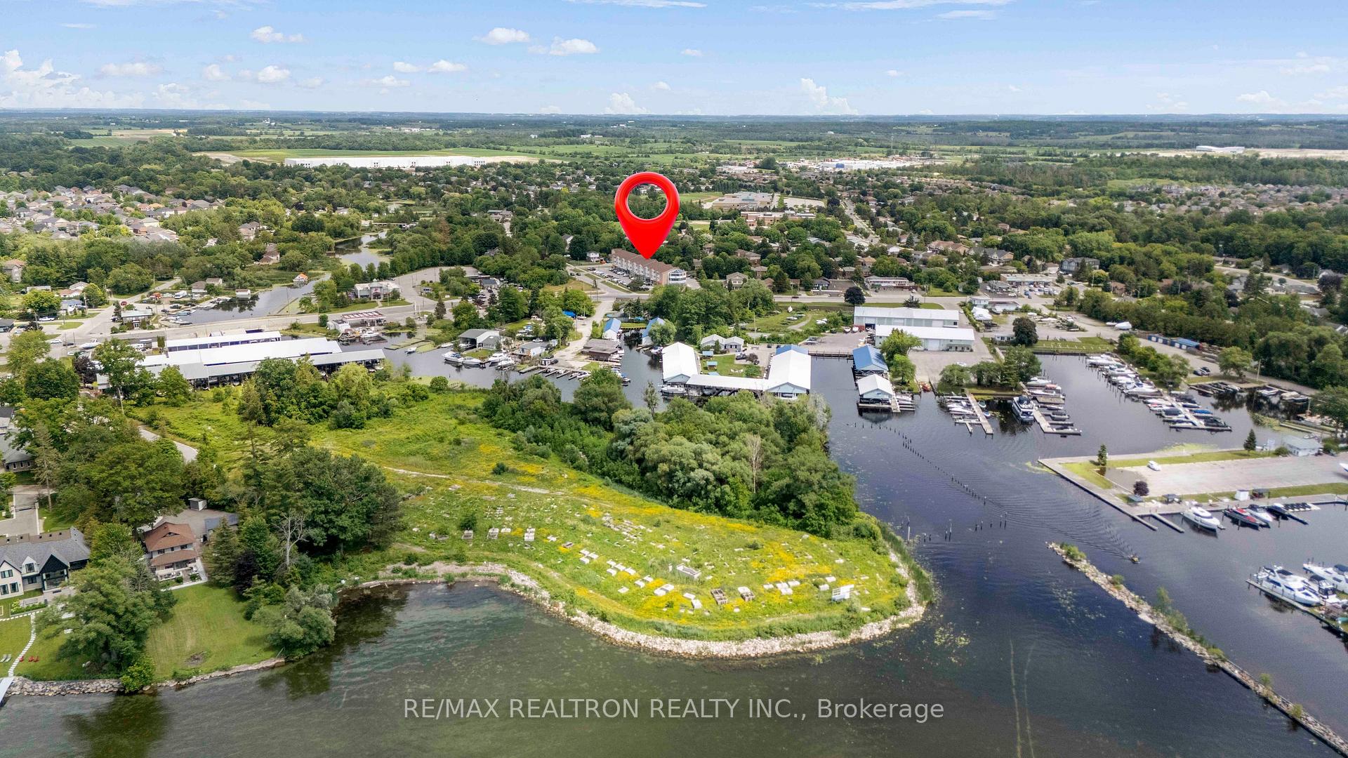 Photo 3 of Unit 320, 155 Riverglen Drive, Georgina, Keswick South — HOMEH