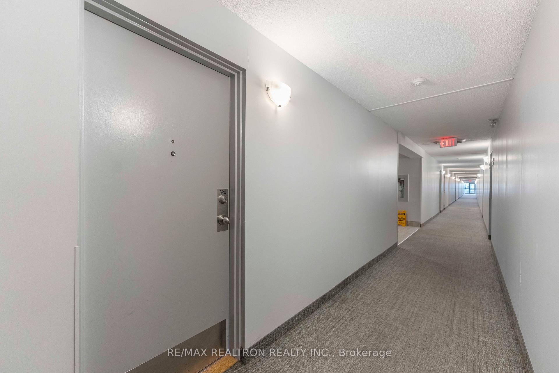 Photo 4 of Unit 320, 155 Riverglen Drive, Georgina, Keswick South — HOMEH