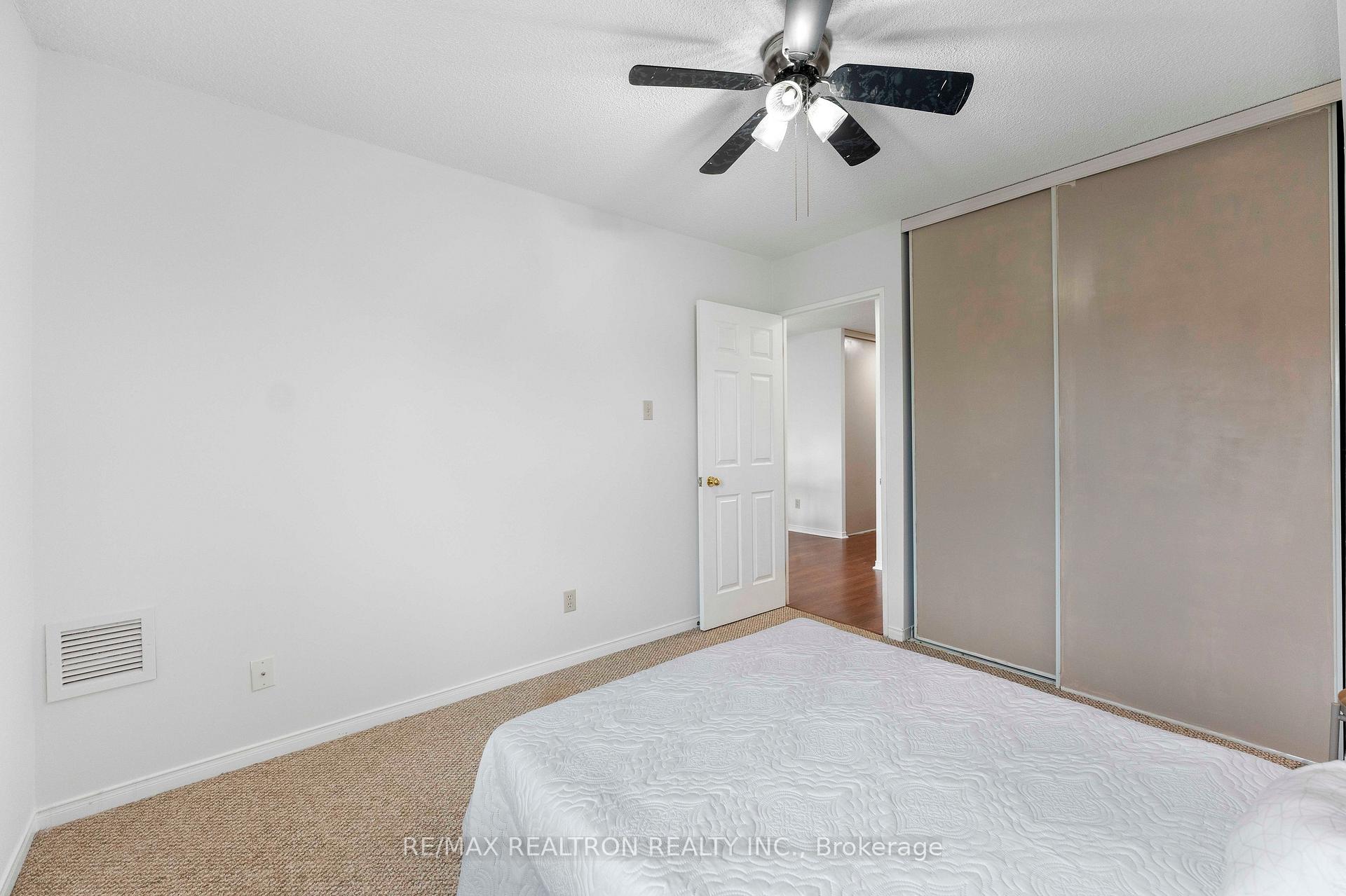 Photo 22 of Unit 320, 155 Riverglen Drive, Georgina, Keswick South — HOMEH