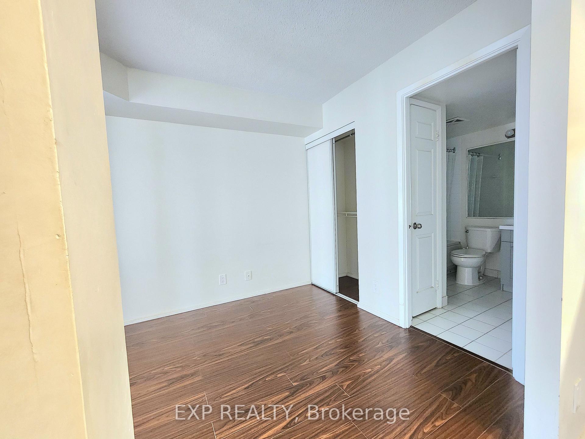 Photo 8 of Unit 1421, 711 Bay Street, Toronto, Bay Street Corridor — HOMEH