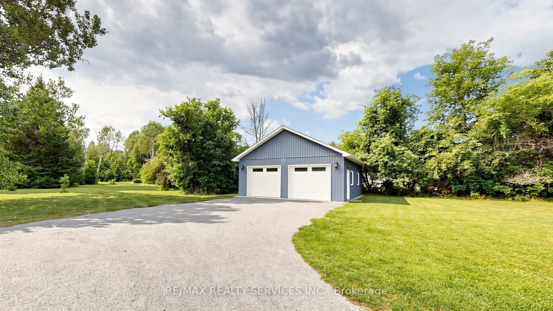 Photo 3 of 9225 County 1 Road, Adjala-Tosorontio, Hockley — HOMEH