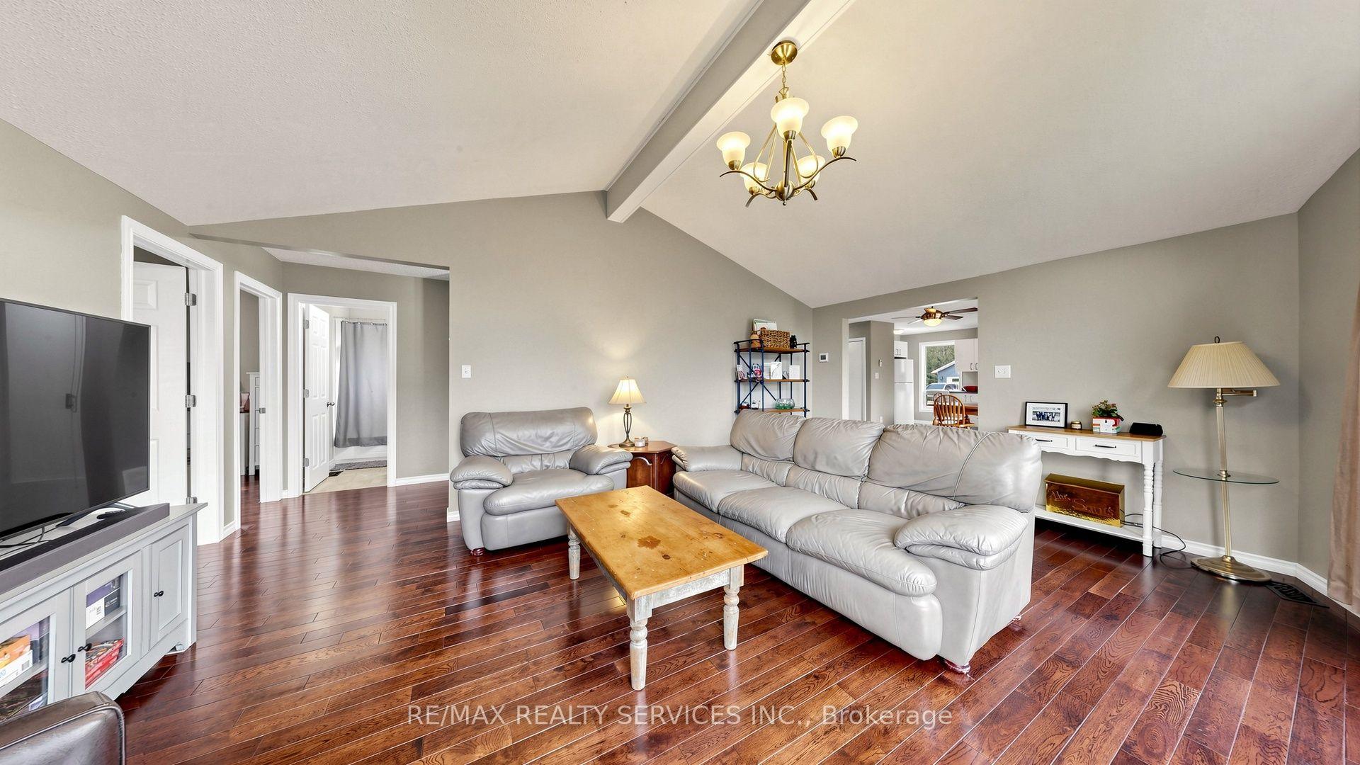 Photo 6 of 9225 County 1 Road, Adjala-Tosorontio, Hockley — HOMEH