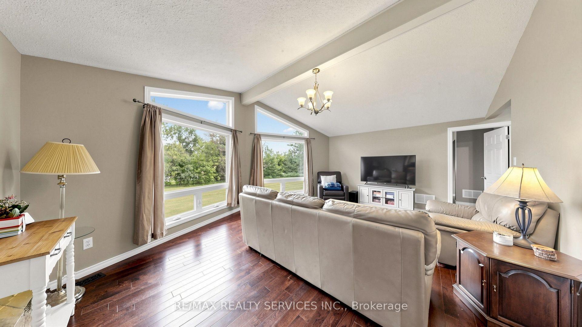 Photo 7 of 9225 County 1 Road, Adjala-Tosorontio, Hockley — HOMEH