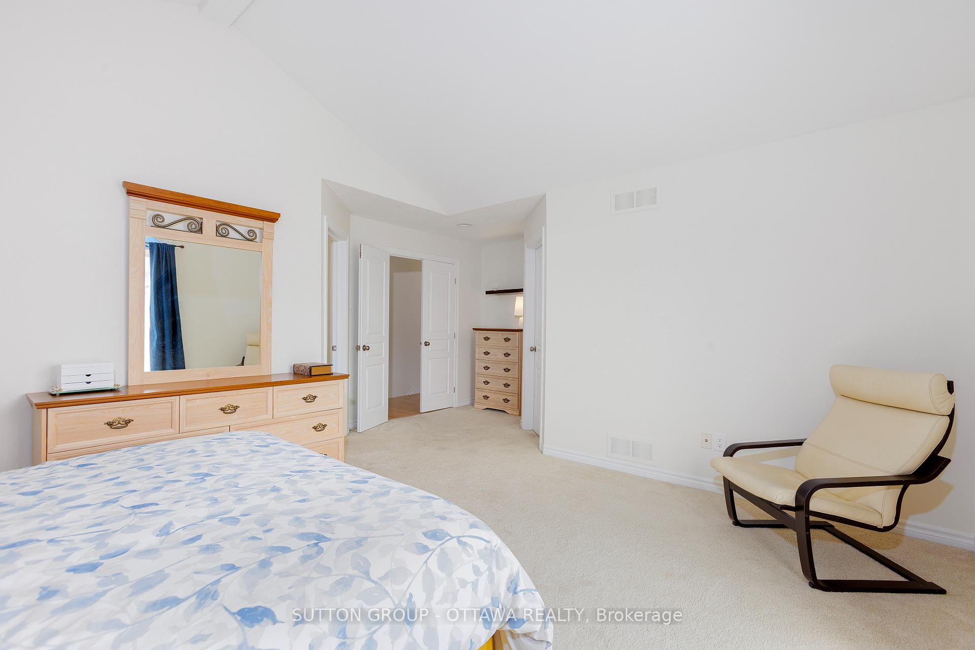 Photo 32 of Unit 25, 105 Eye Bright Crescent, Ottawa, Riverside South/Gloucester Glen — HOMEH