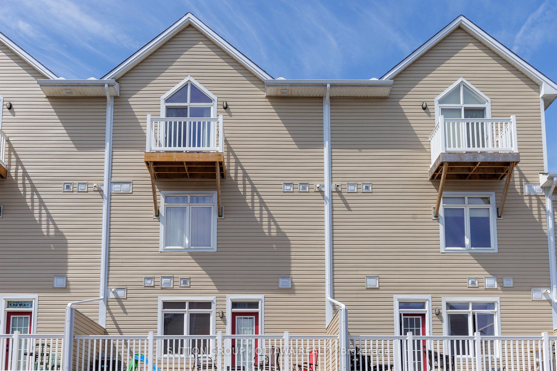 Photo 38 of Unit 25, 105 Eye Bright Crescent, Ottawa, Riverside South/Gloucester Glen — HOMEH