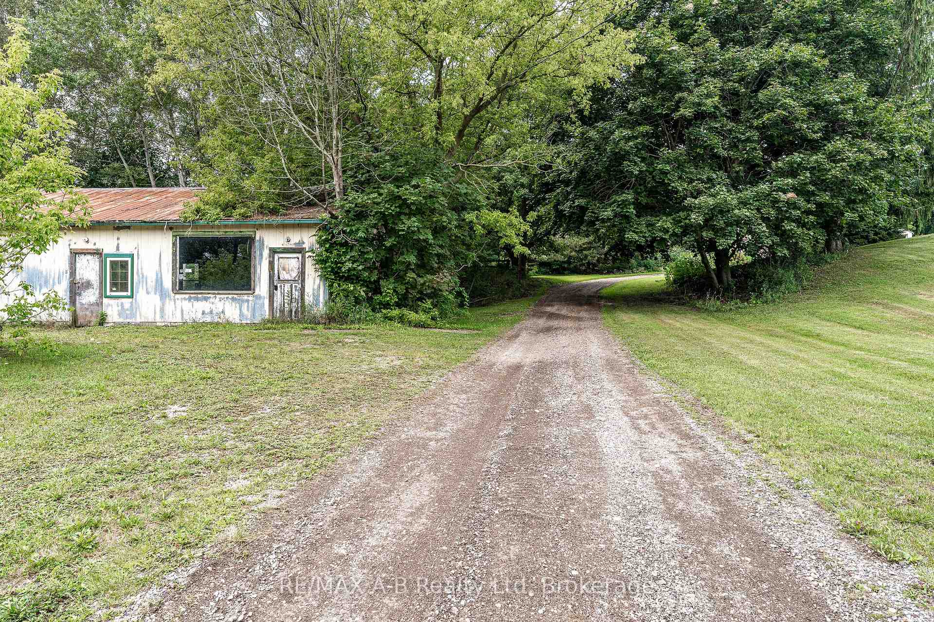 Photo 42 of 376553 Line 37, Zorra, Rural Zorra — HOMEH
