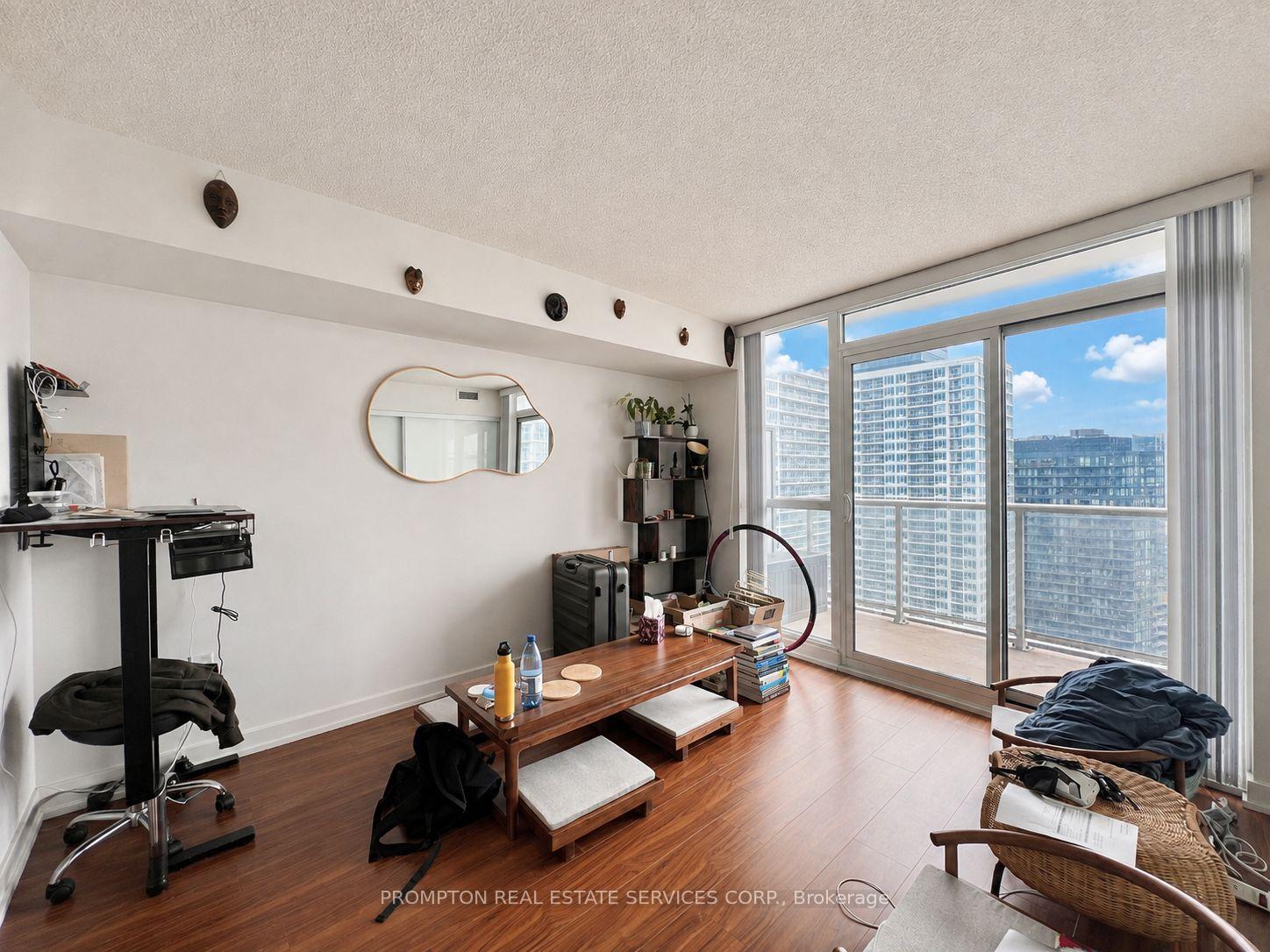Photo 5 of Unit 3310, 75 Queens Wharf Road, Toronto, Waterfront Communities — HOMEH