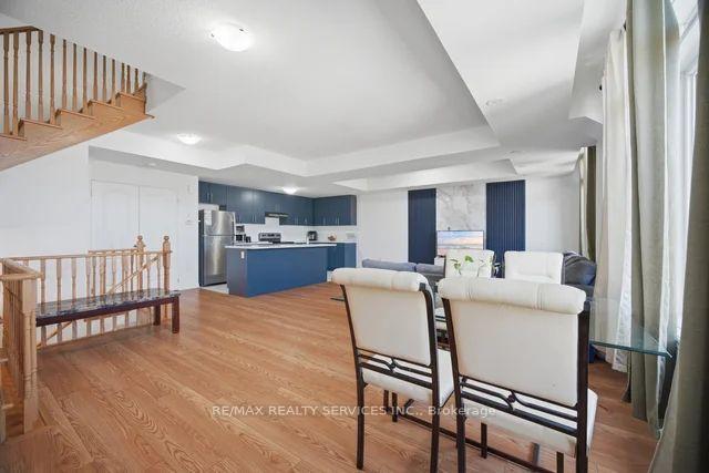 Photo 9 of Unit 14, 417 Dougall Avenue, Caledon, Rural Caledon — HOMEH
