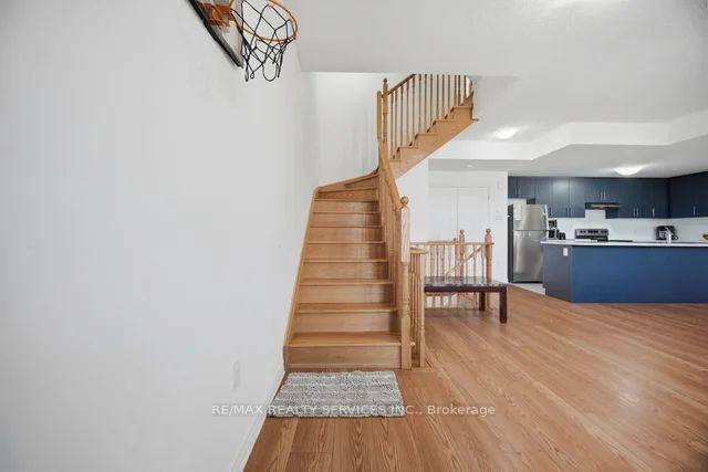Photo 10 of Unit 14, 417 Dougall Avenue, Caledon, Rural Caledon — HOMEH