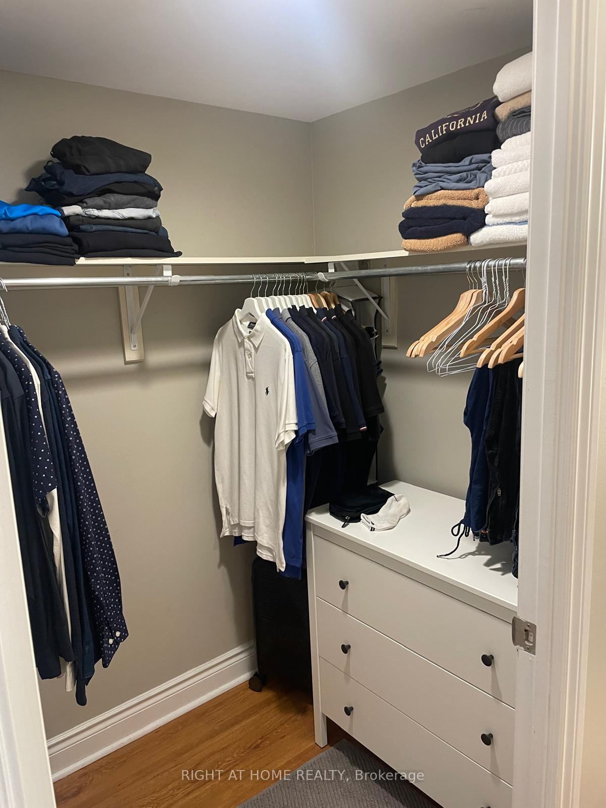 Photo 9 of Unit 1804, 7 North Park Drive W, Vaughan, Beverley Glen — HOMEH