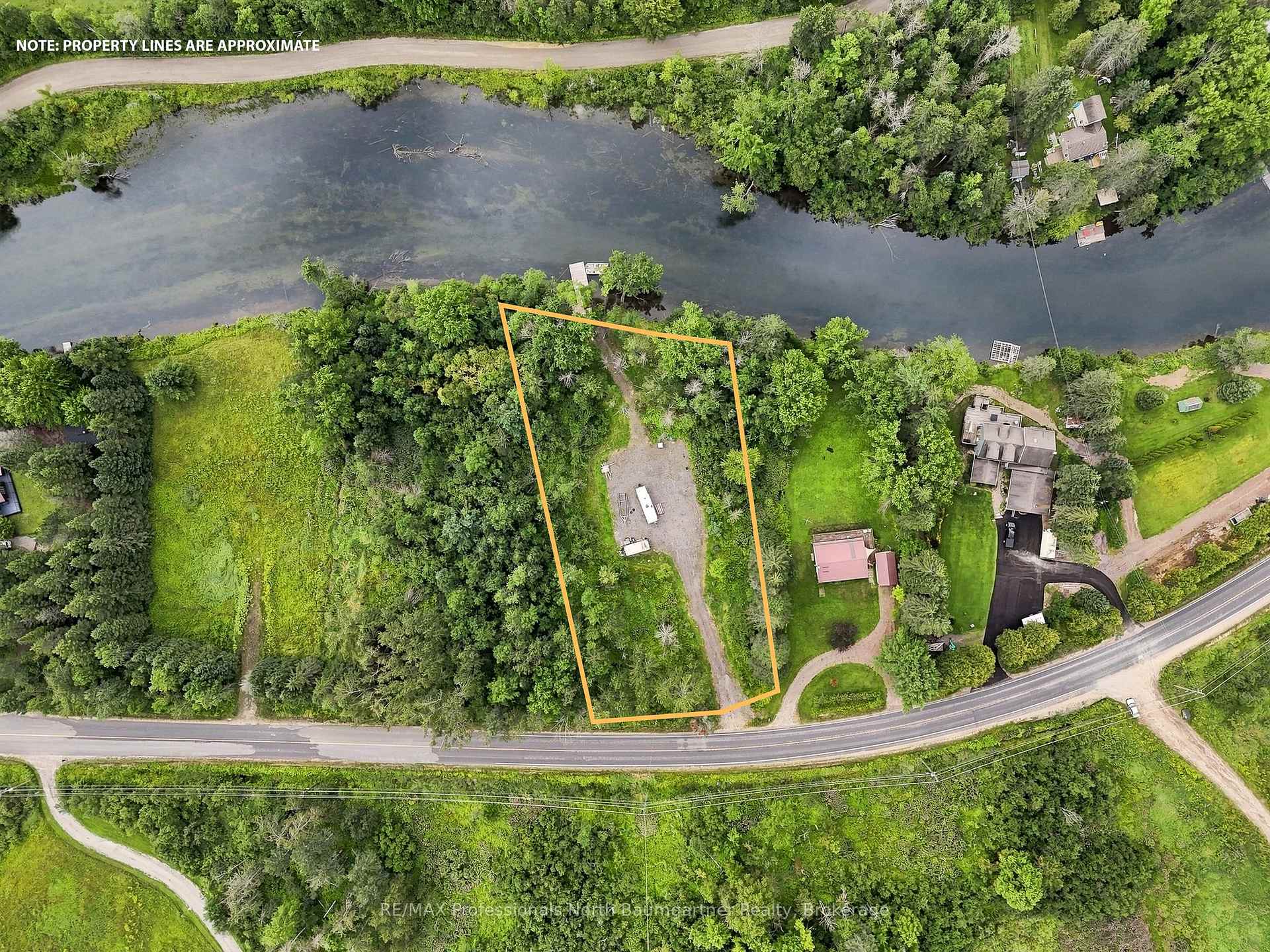 Photo 13 of 4120 Deep Bay Road, Minden Hills, Minden — HOMEH