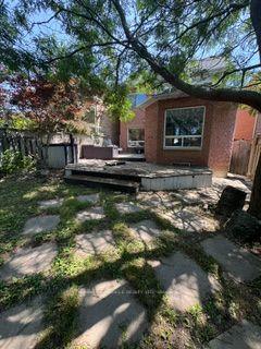 Photo 9 of 4 Iberville Road, Whitby, Brooklin — HOMEH